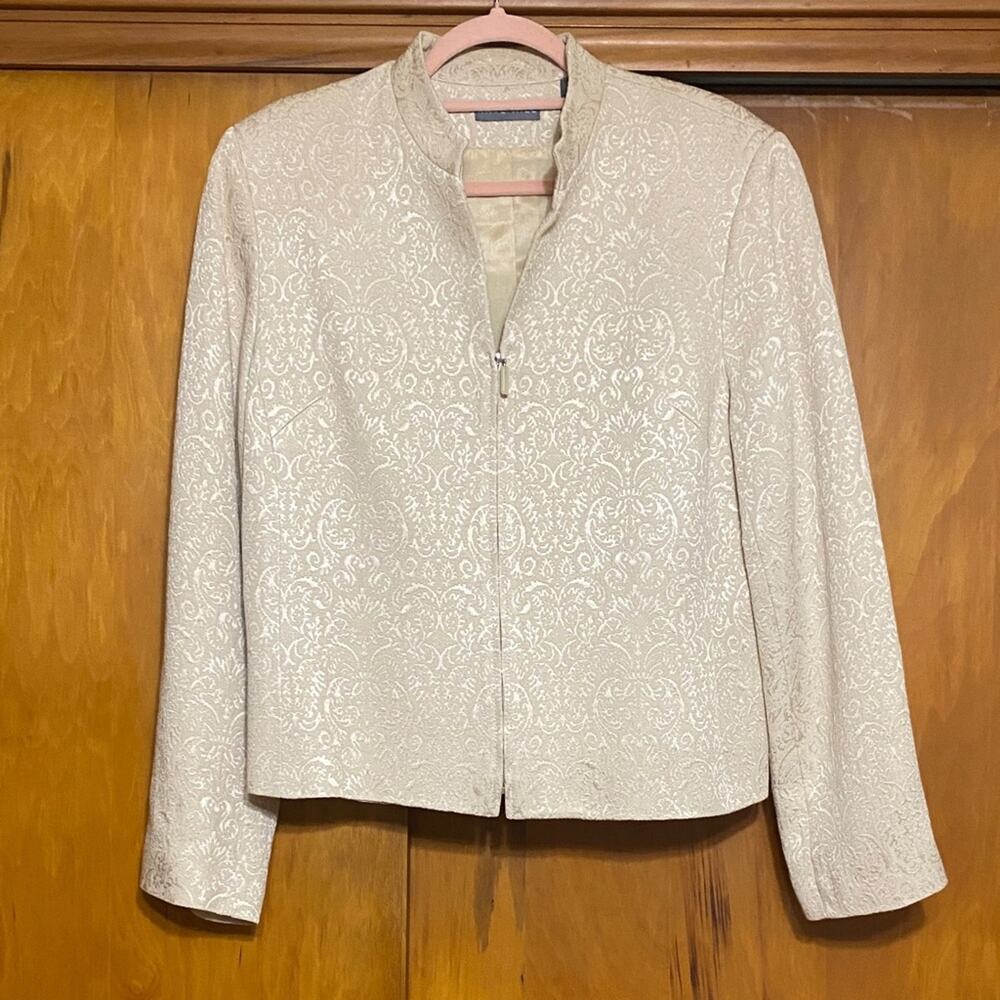 Kate Hill Cream Brocade Dress Blazer Jacket Hidden Full Zip P2P 20" Length 23"